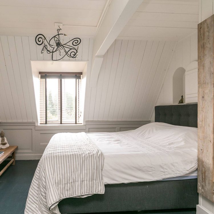 Comfortabel wonen met houten jaloezieën