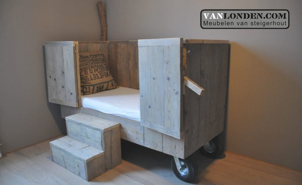steigerhouten kinderbed