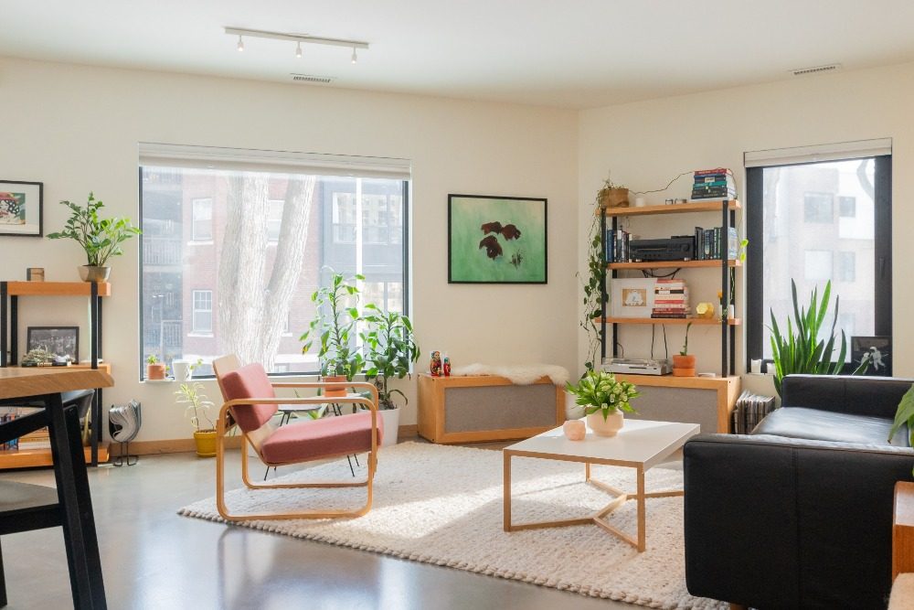 Geef je woonkamer een make-over met deze tips